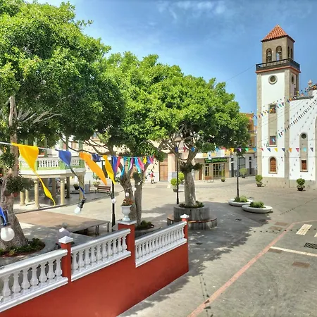 El Reloj 2 Apartment *